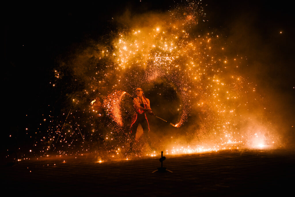 MDK - Miejski dom kultury bogucice-zawodzie - taniec z ogniem